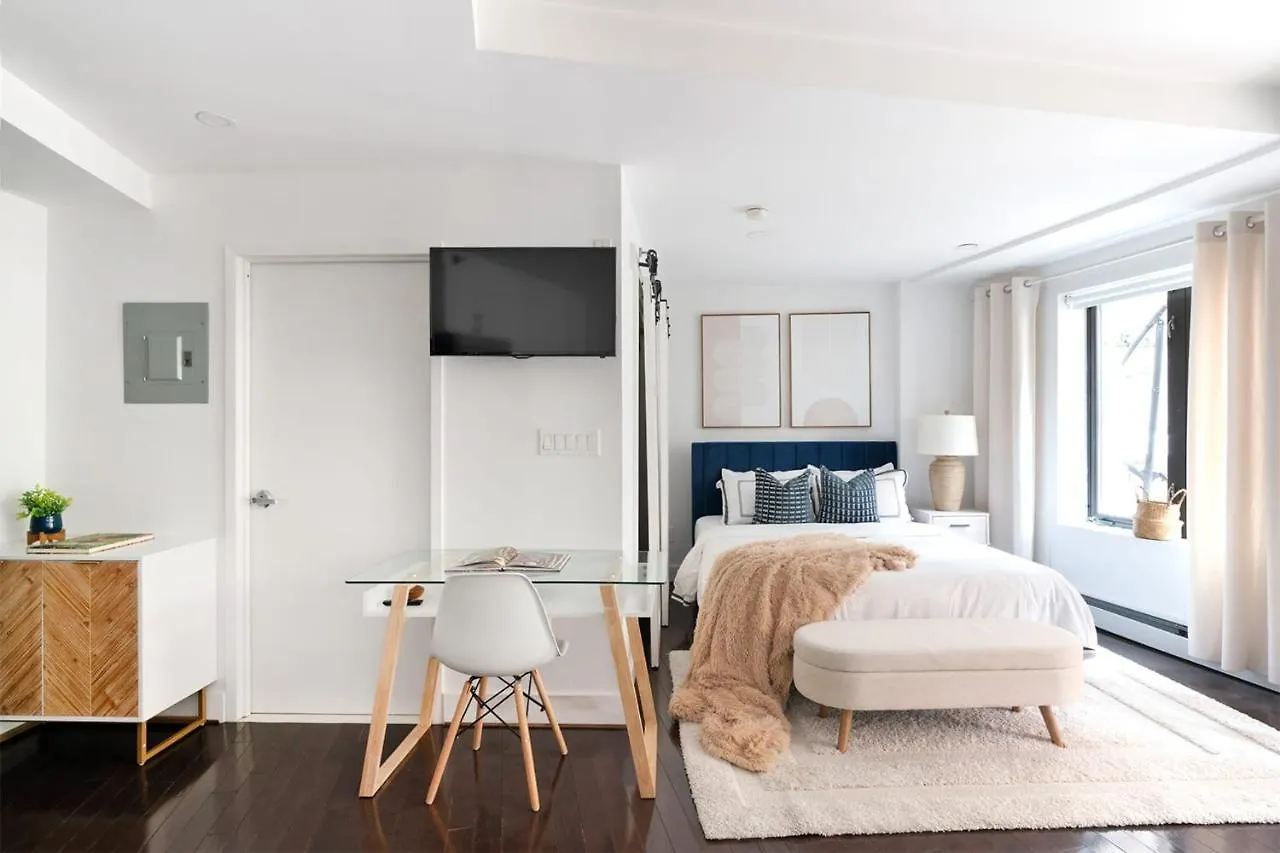 809-2B New Bldg Jr Columbus Circle Balcony Wd Apartman New York 0*,  Amerikai Egyesült Államok